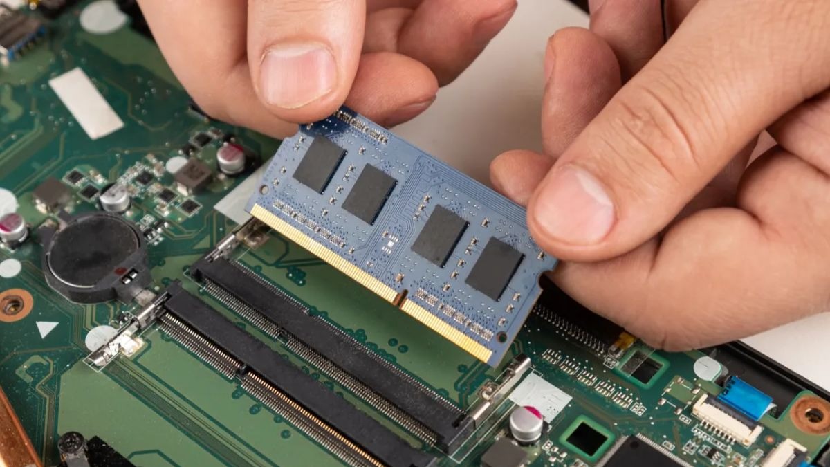 Nâng Cấp SSD, RAM Tại Nhà Tăng Tốc Máy Tính